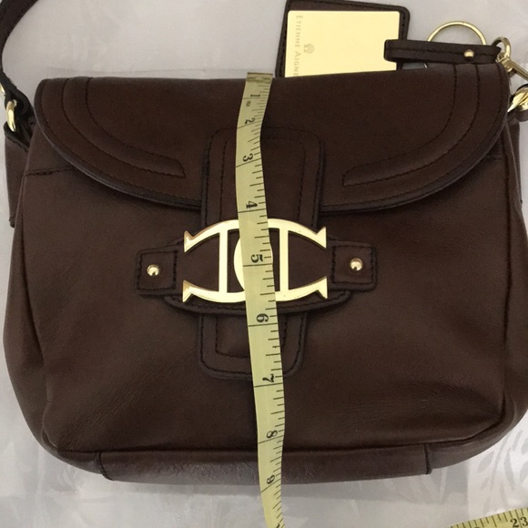 Etienne Aigner genuine leather crossbody bag - Picture 11 of 13